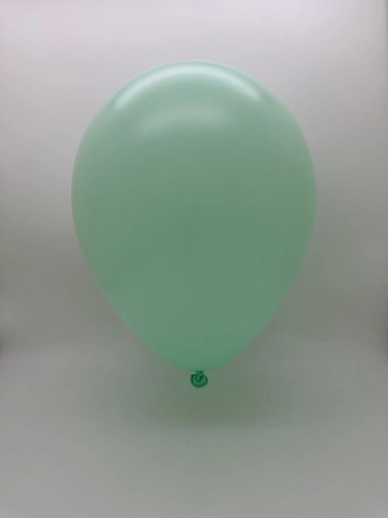12'' Balloonia Latex Balloons Professional Line Matte Green (50 Per Bag) - Image 2