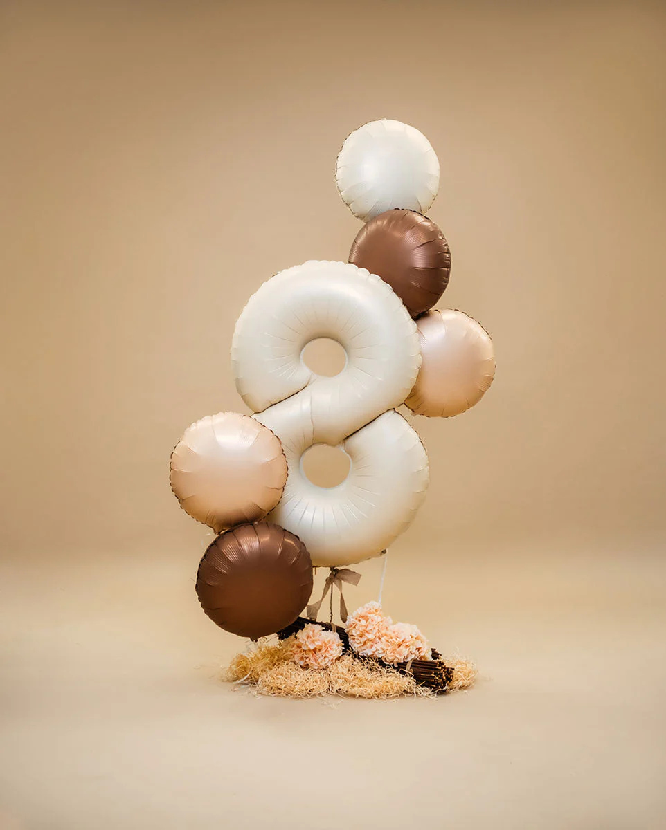 18" Round Satin Cream Foil Balloon - Image 3