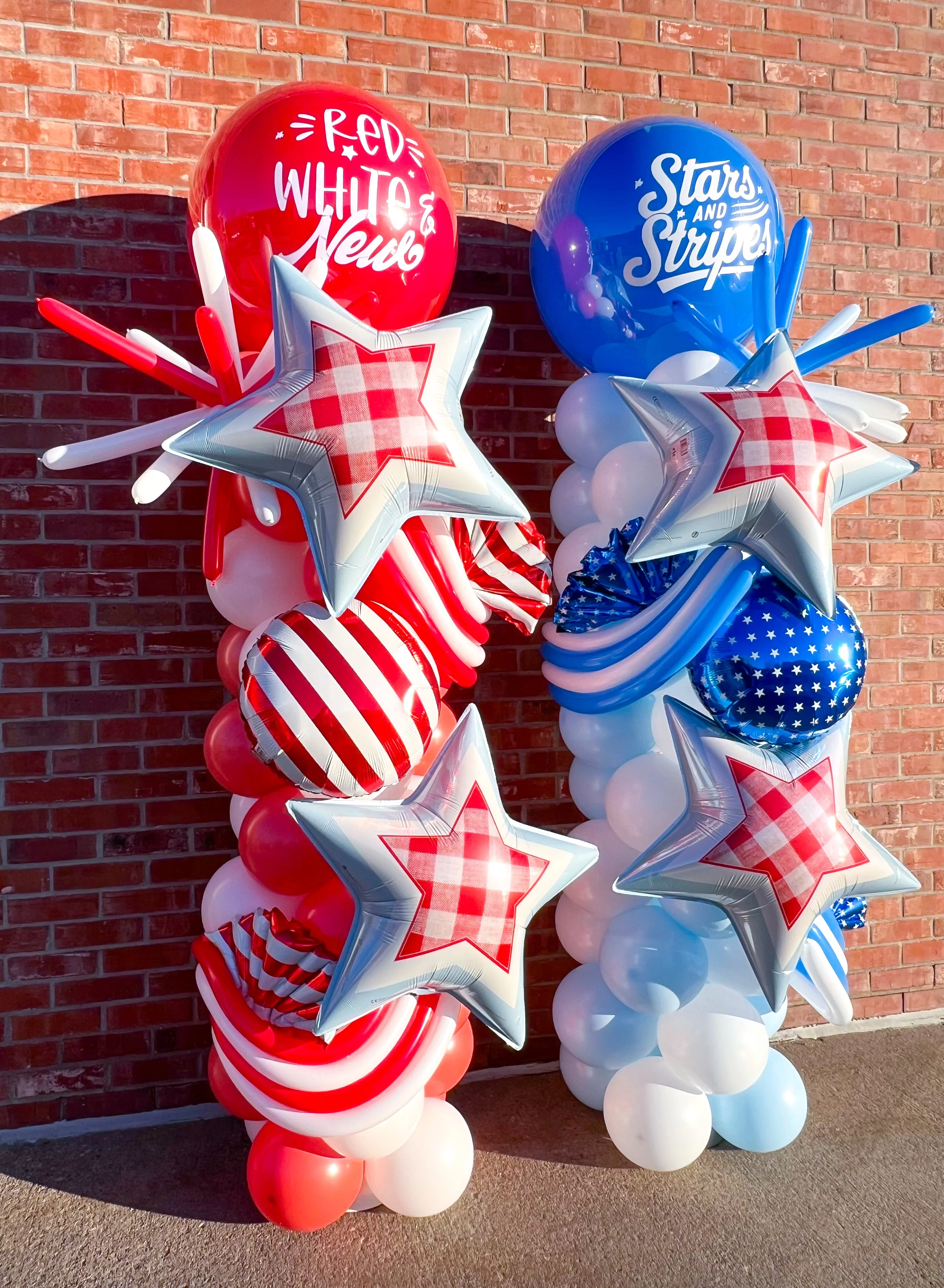 18" Circle USA Patriotic Stars Foil Balloon - Image 4