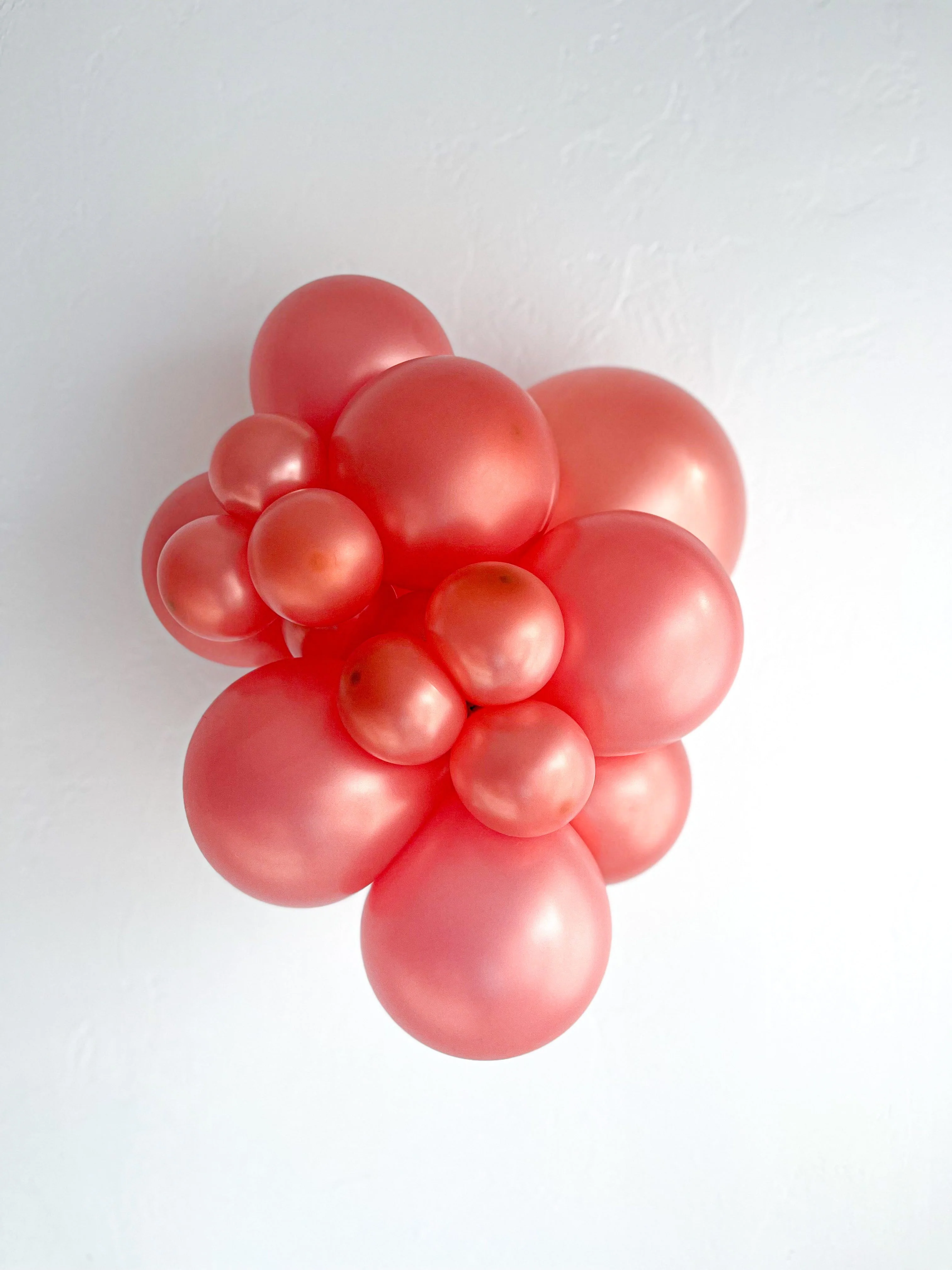 5 Inch Tuftex Pearl/Metallic Latex Balloons (50 Per Bag) Rose Gold - Image 3